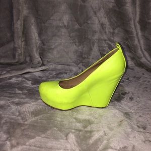 Elle Highlighter Yellow Wedge